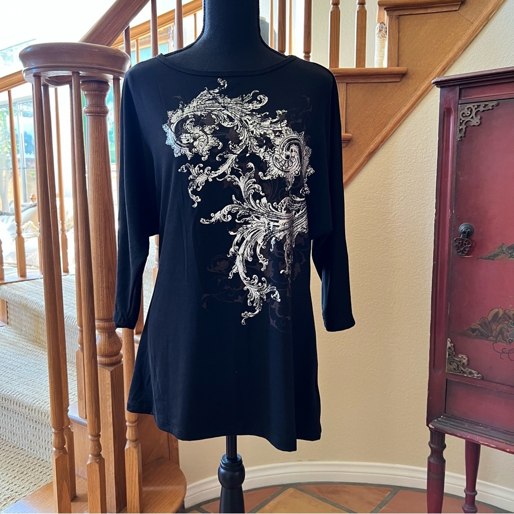 180 DEGREES Womens Shirt SMALL LONG SLEEVE Black Silver Metallic Design